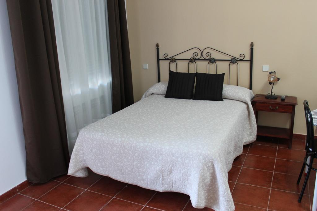Sauca Hostal Restaurante "El Cercao" חדר תמונה